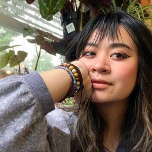 Meet your Posher, Lyly